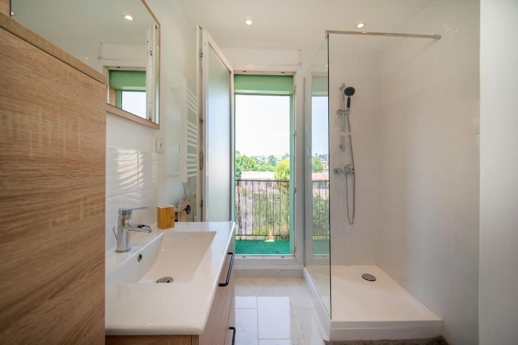 Fully Equipped Apartment With Parking 6 Beds Marseille Eksteriør bilde